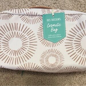 QCS Designs Cream and Tan Starburst Cosmetic Bag (Bag only)